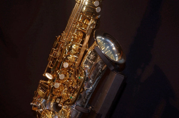 Kenny G 'G-Series IV' Alto Saxophone with Lacquered Body & Keys w/Silver Bell